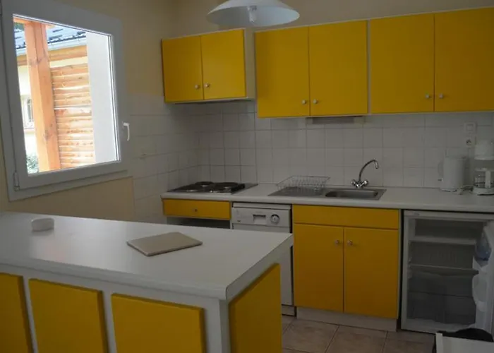 キャンプ場 Mitoyen Avec Terrasse Pour 4 Personnes - Api-1-52-198