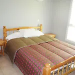 Mitoyen Avec Terrasse Pour 4 Personnes - Api-1-52-198 Kemp Les Cabannes (Ariege)