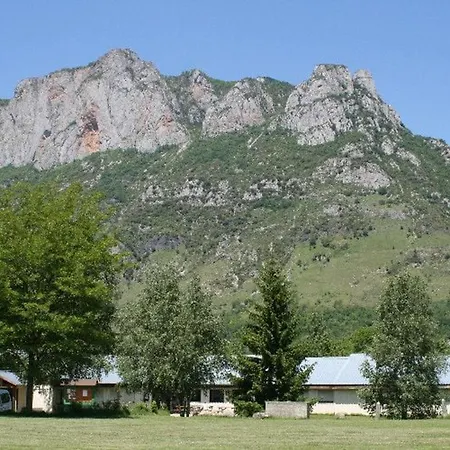 Mitoyen Avec Terrasse Pour 4 Personnes - Api-1-52-198 Campingplatz